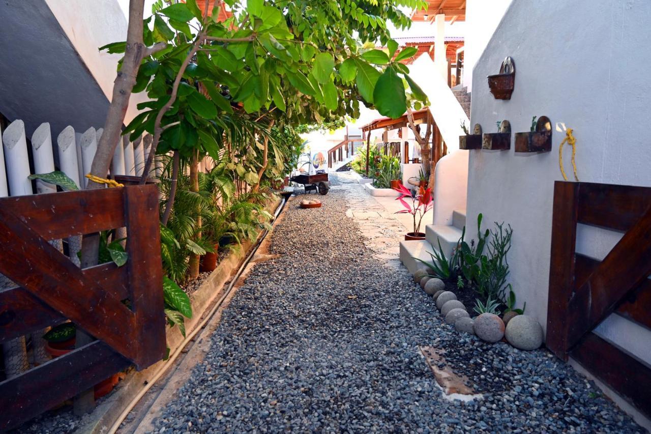 Hotel Vista Guamilule (Adults Only) Barra de Potosi Exteriör bild